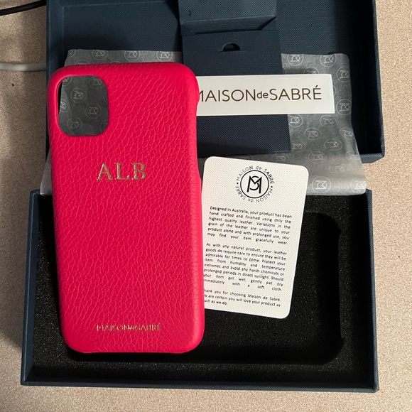 Maison de Sabré IPhone 11 leather case - Picture 4 of 5